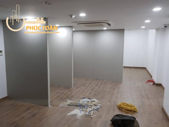 VÁCH THẠCH CAO 06